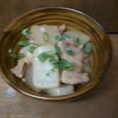 豚バラ代用です(謝)
大根と蒟蒻の塩麹煮込み、簡単に美味しくできました☆
ごちそうさまでした♪